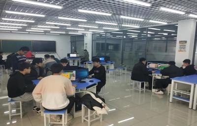 我校成功举办2021年“智造”创新创业新锐大赛软件研究开发专项赛