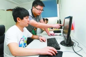 企业青睐怎样的学生？从查查招聘软件分析人才需求趋势